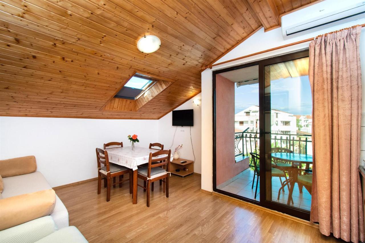 Apartments Green Garden Vodice Exterior photo